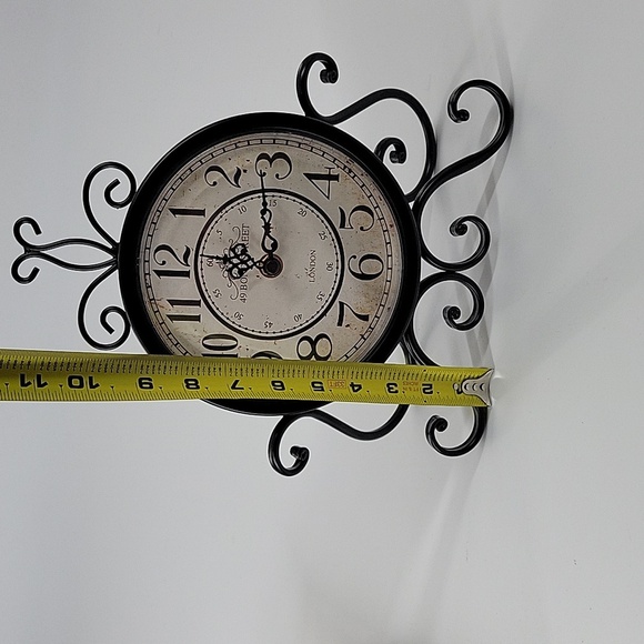Black Vintage Style Wall Clock - Picture 16 of 16